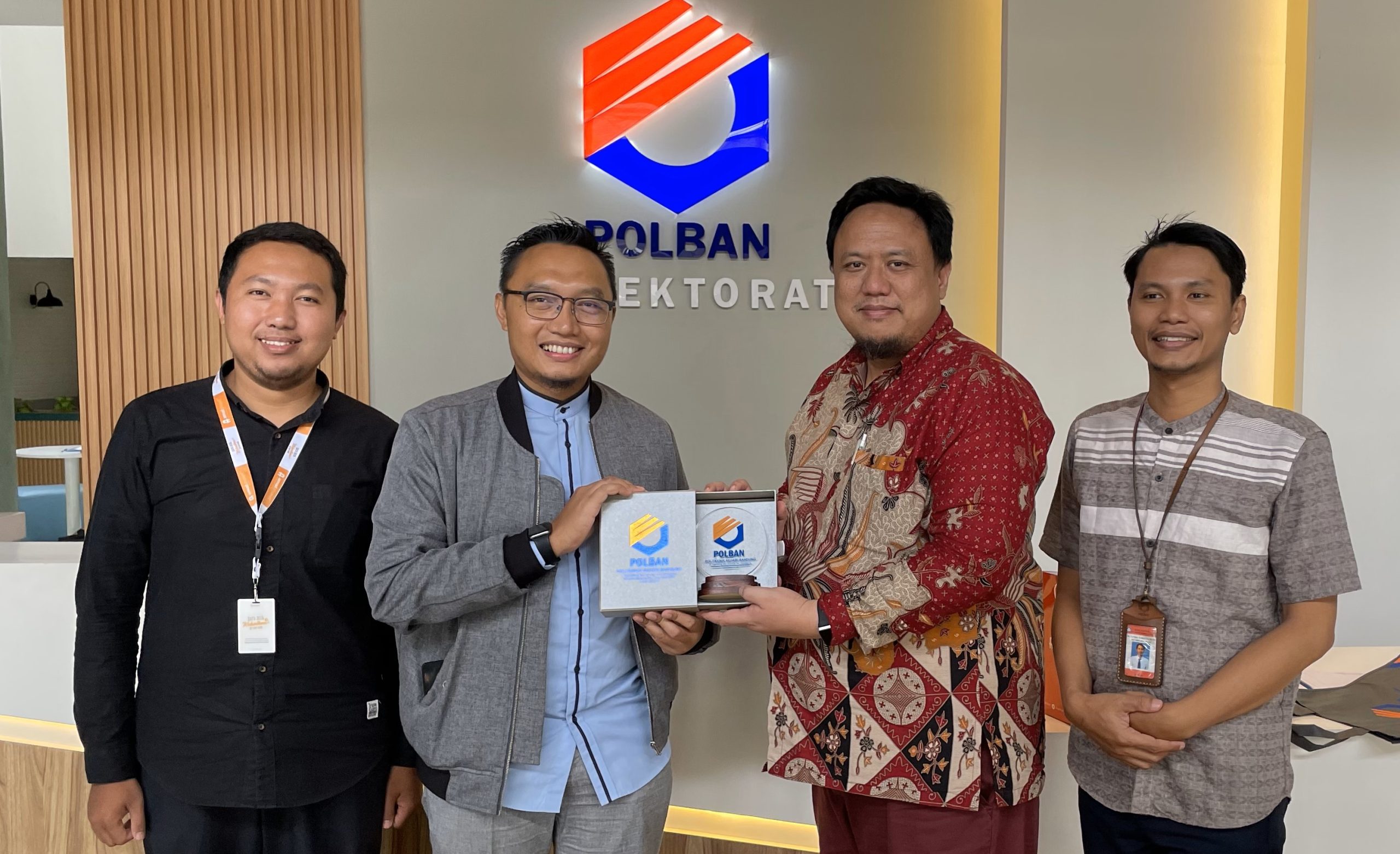 Amalsholeh.com Perluas Jangkauan ke Institusi Pendidikan, Jalin Silaturahmi dengan Politeknik Negeri Bandung